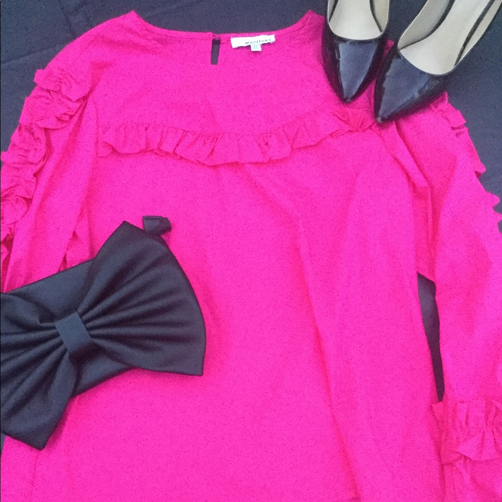 Hot pink top (DO NOT PURCHASE)